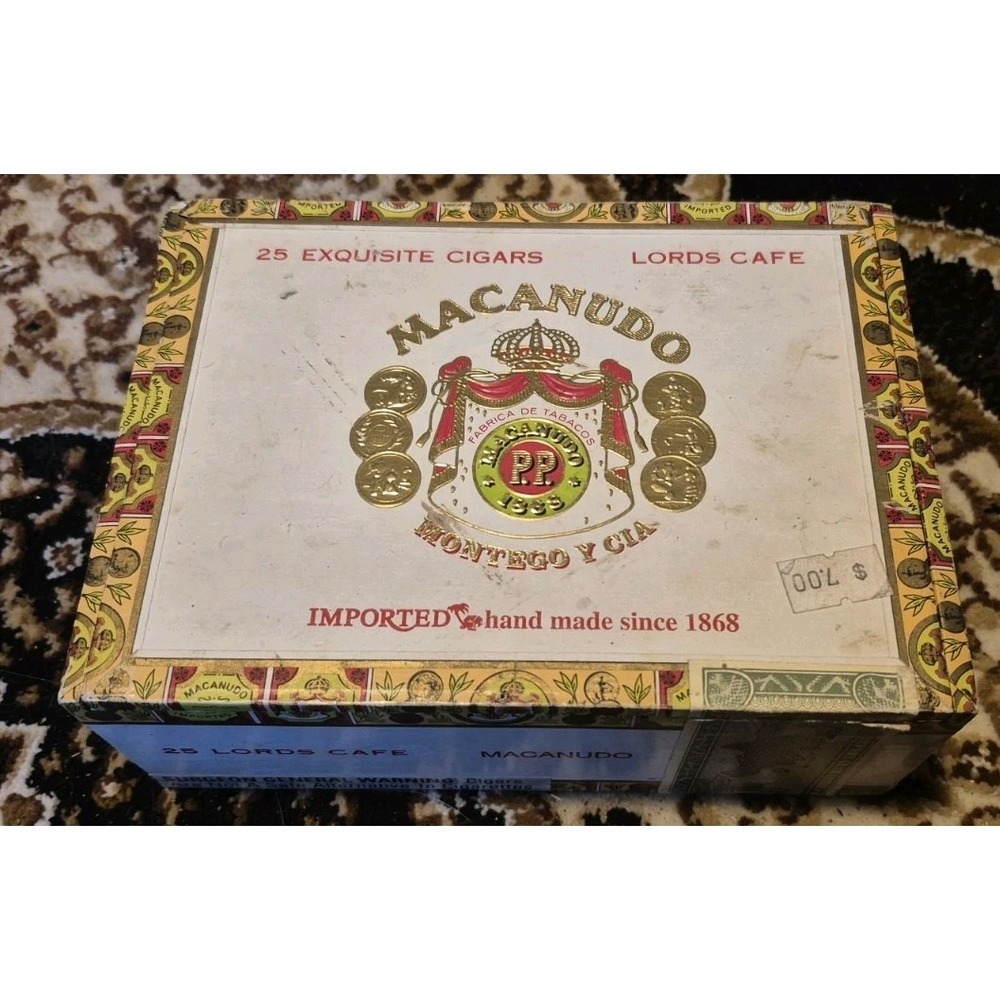 Macanudo‎ Lords Cafe EMPTY Wooden Cigar Box 25 Count Display